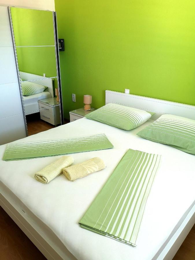 Apartment Vucic Makarska Buitenkant foto