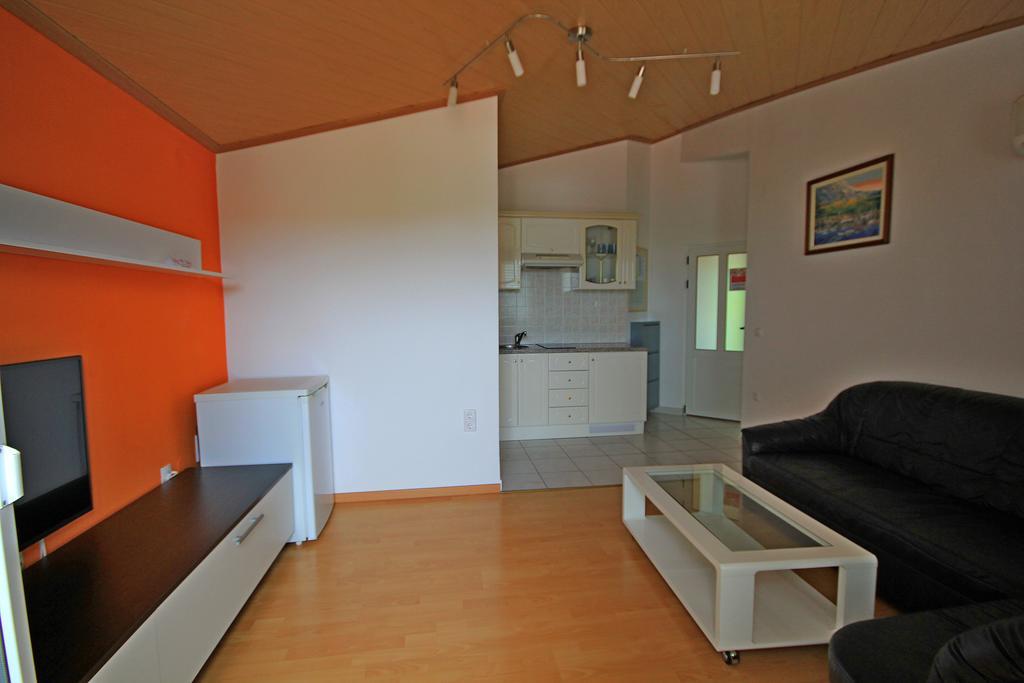 Apartment Vucic Makarska Buitenkant foto