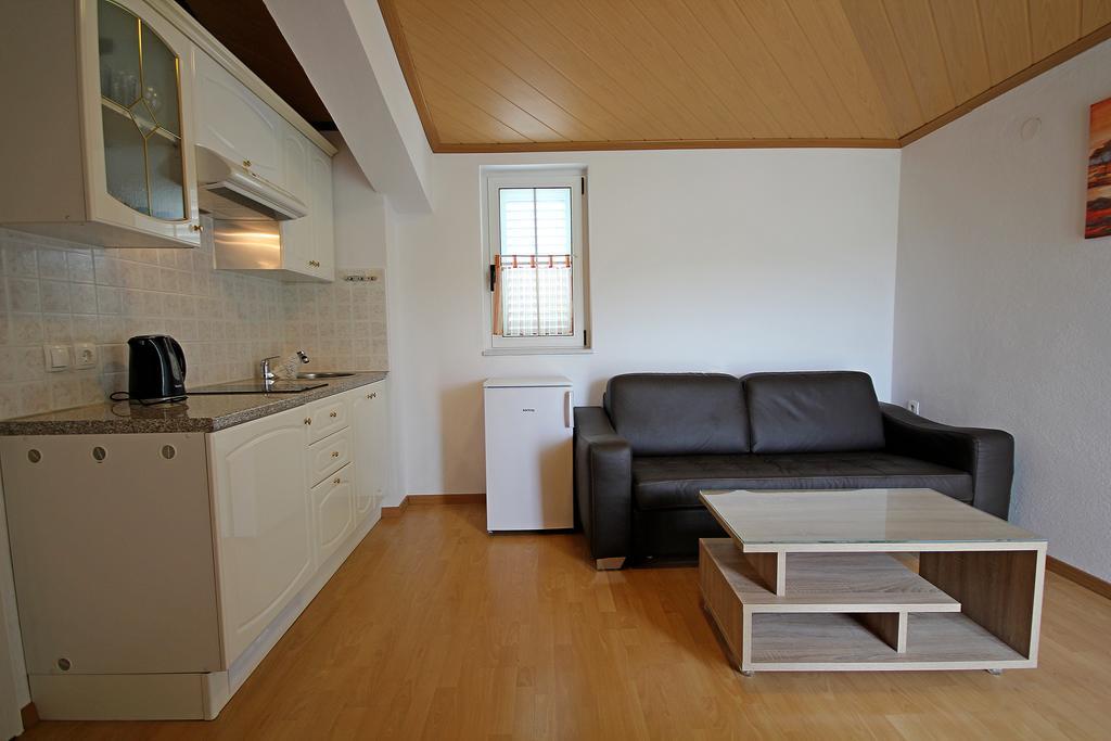 Apartment Vucic Makarska Buitenkant foto